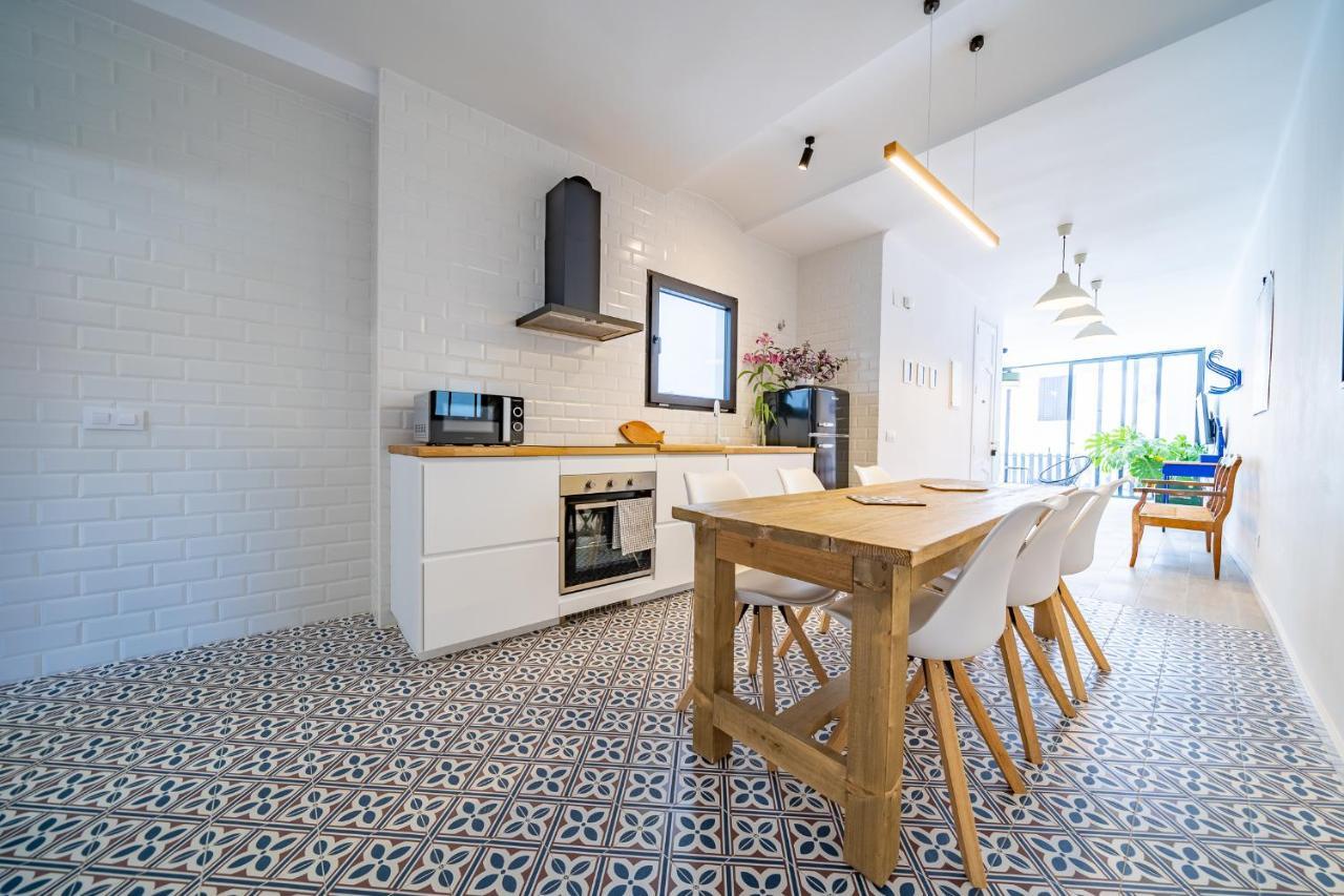 Can Martinez Calella Beach Boutique Apartment Bagian luar foto
